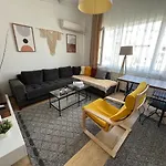 Estambul Unique House With Sea View In Cihangir Center